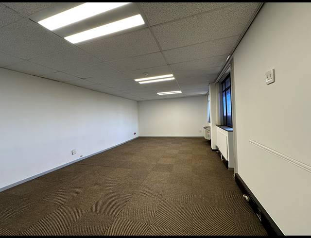 264M² OFFICE TO LET IN SANDTON CENTRAL